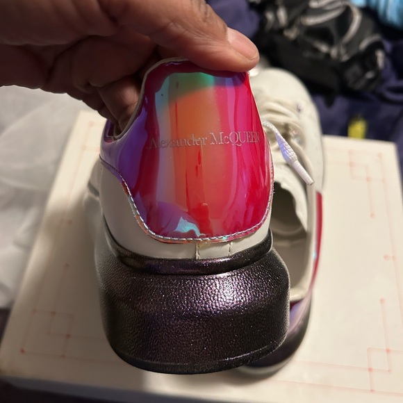 Alexander McQueen - Picture 5 of 8